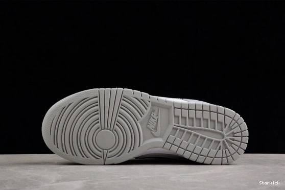 Lottery DR9654-001 Low Dunk Nike 0108